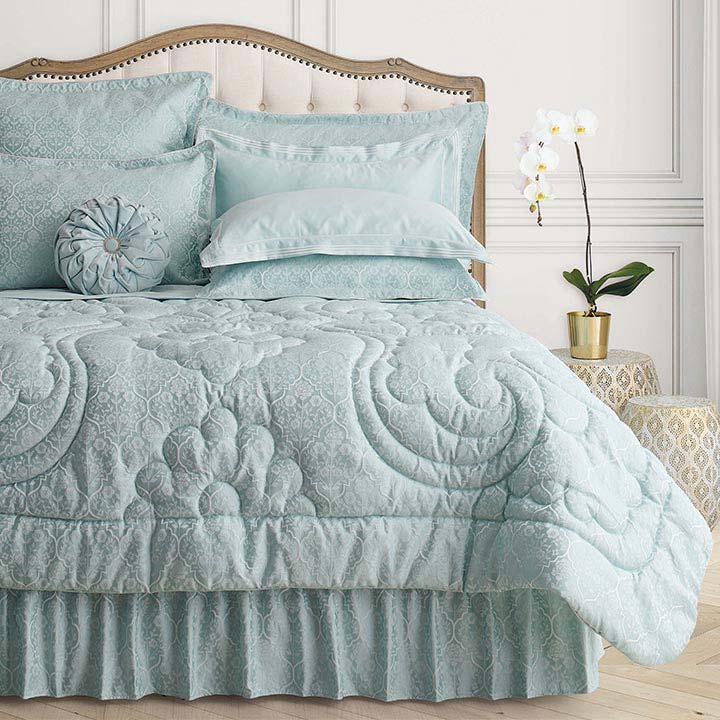 pres-les-ariana-continental-comforter-bedding-sets